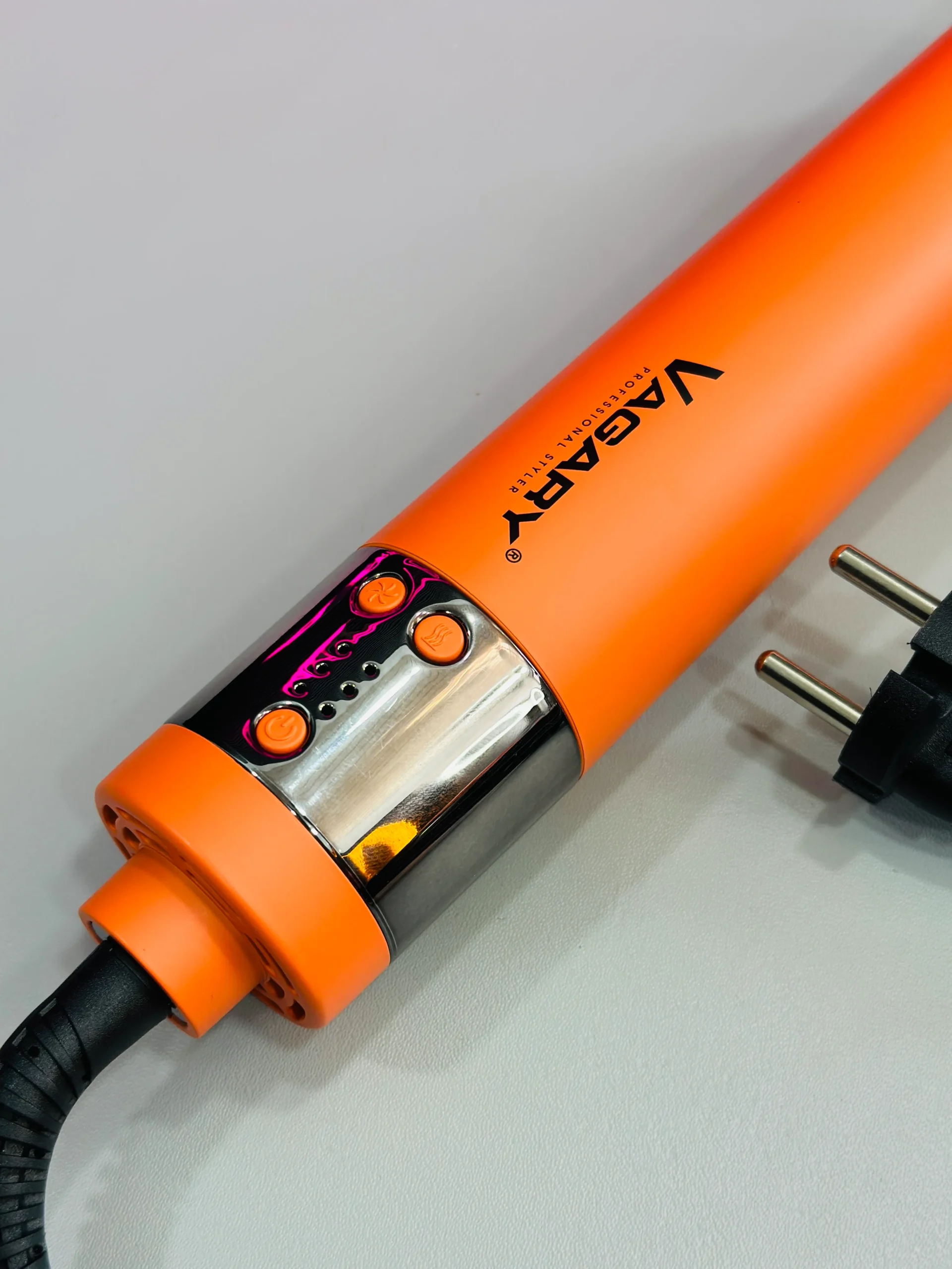 IMG_9981 سشوار طرح دایسون واگاری مدل VG-3315